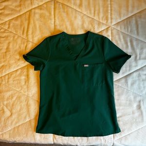 Figs Medium Catarina Top in Hunter Green